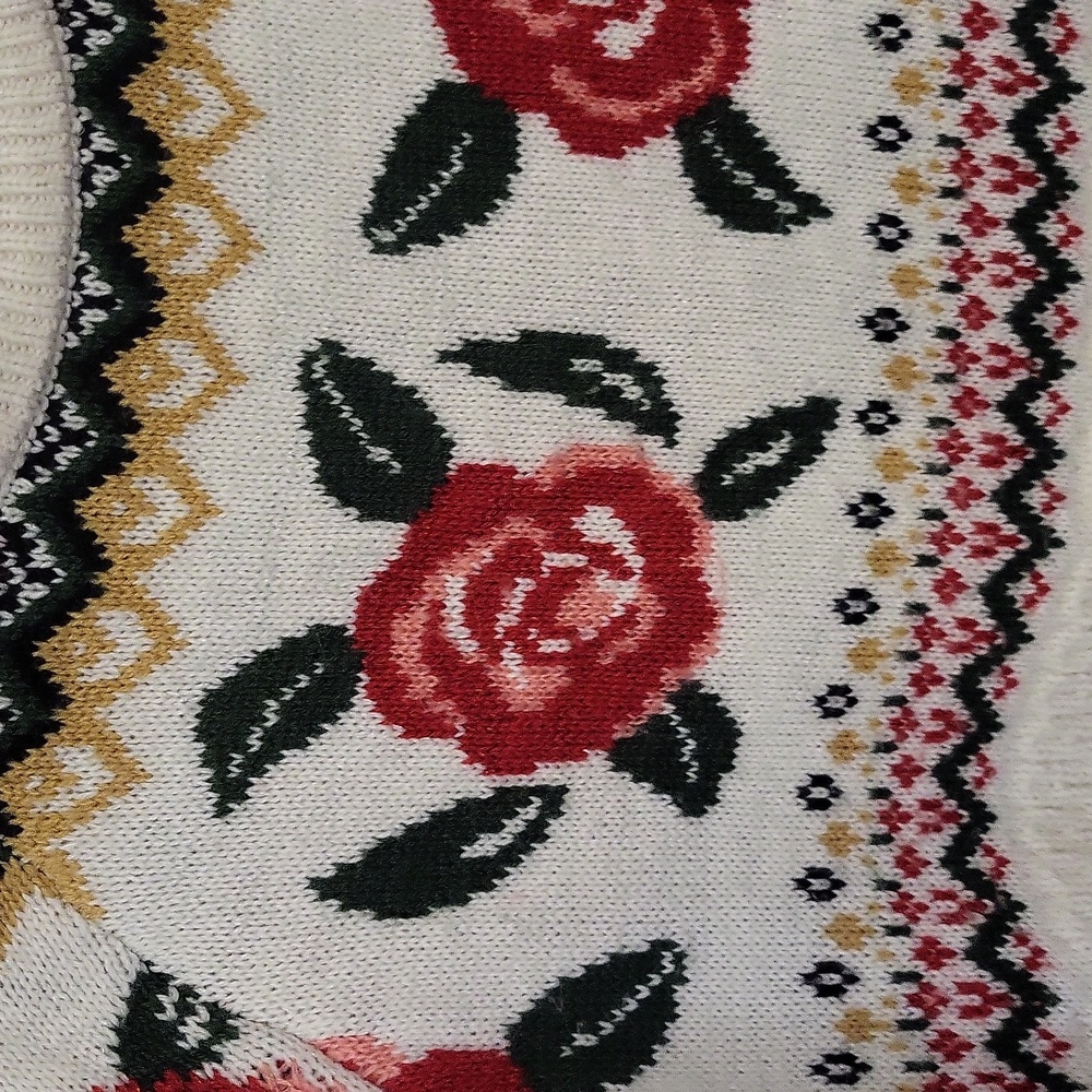 Mossimo size small rose pattern pullover - Picture 2 of 6